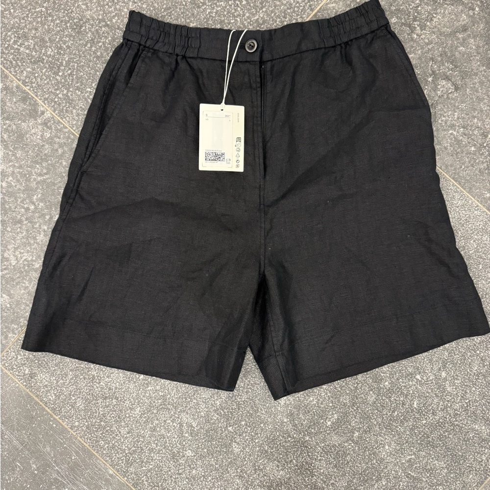 COS Black High Waist Women's Shorts